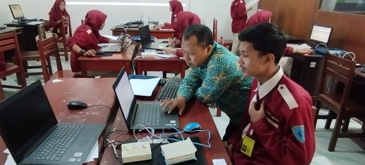 Teknik Jaringan Komputer dan Telekomunikasi